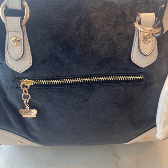 JUICY COUTURE VINTAGE DREAMY TOTE! Black and cream! NWT - Picture 5 of 10